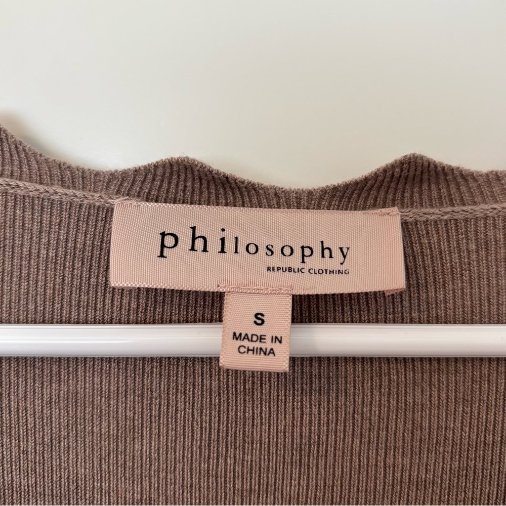 Philosophy Scallop Edge Boat Neck Ribbed 3/4 Sleeve Sweater Size Taupe Tan Small - Picture 4 of 6